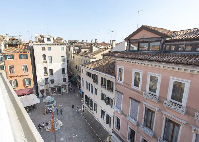 Luxury Terrace View Of San Marco Apartman
