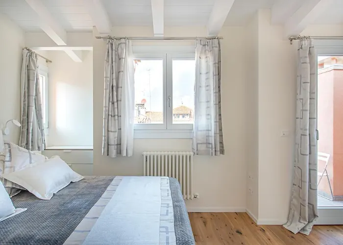 Luxury Terrace View Of San Marco Apartman