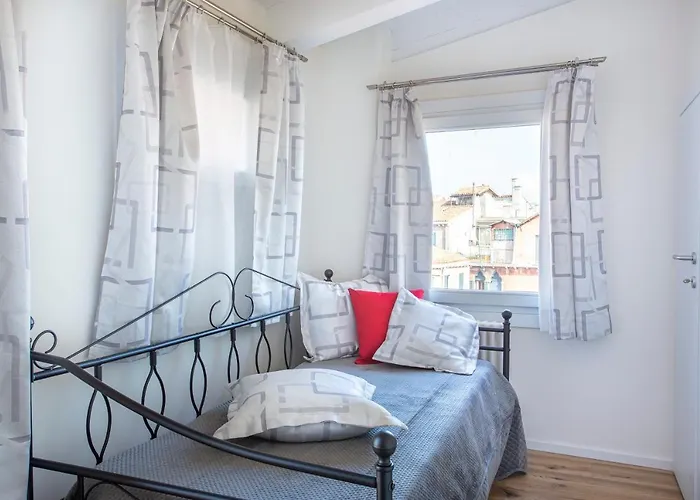 Luxury Terrace View Of San Marco Apartman *