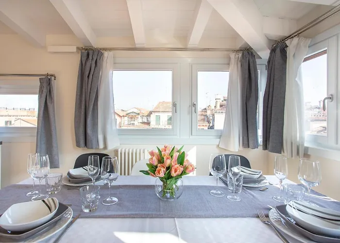 Luxury Terrace View Of San Marco Apartman Velence