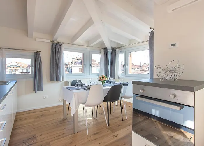 Luxury Terrace View Of San Marco